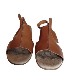 Womans  Brazil Brown 100 %  Leather‎ Sandals 10 W